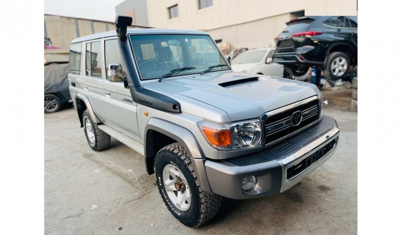 Toyota landcruiser hardtop VX